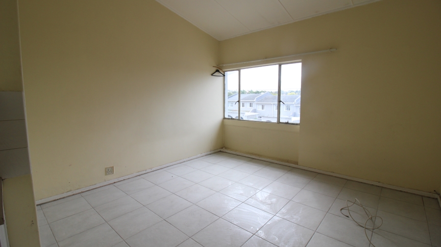 1 Bedroom Property for Sale in Cambridge Eastern Cape